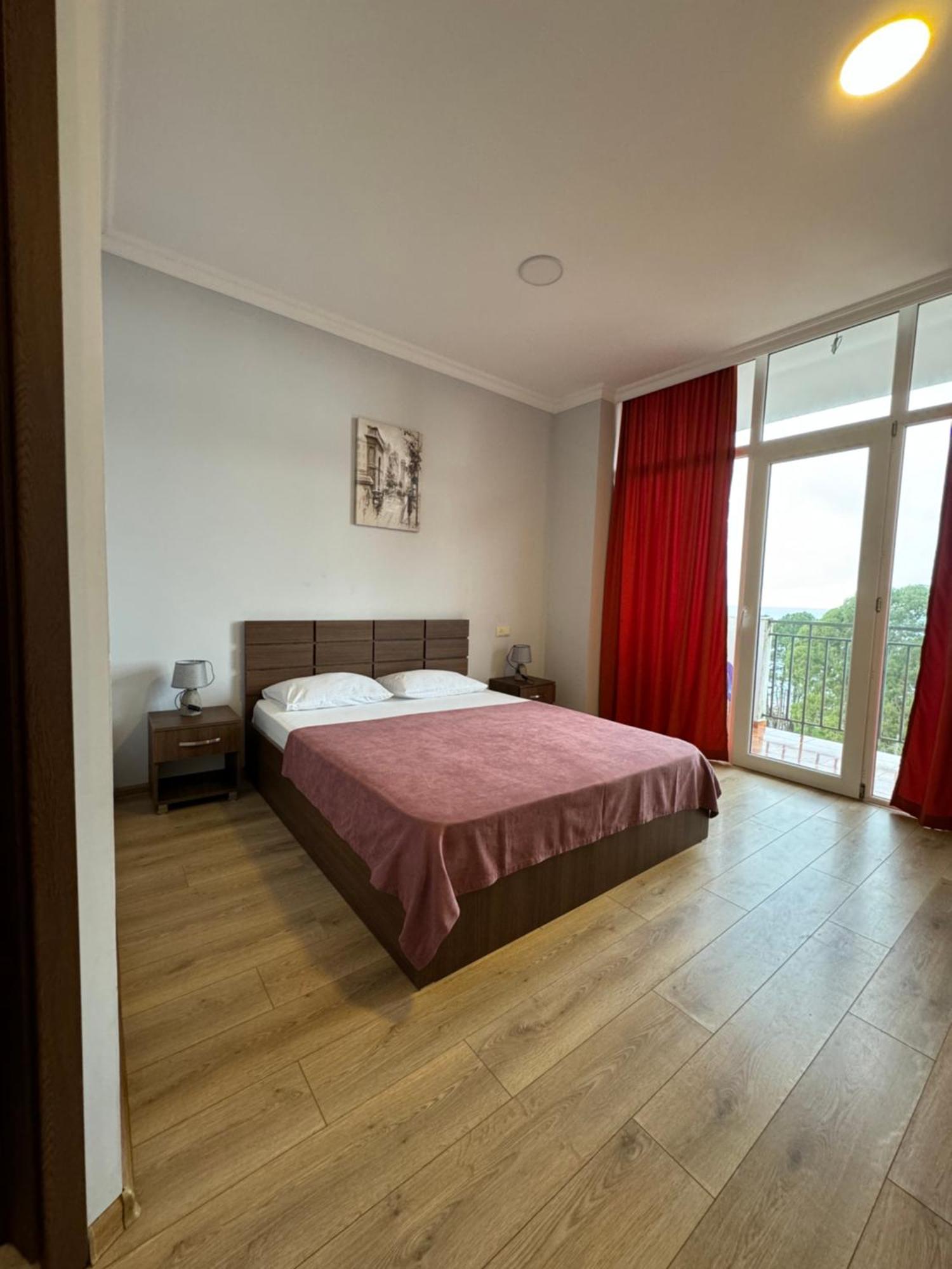 Colibri Apartment Batumi Exterior foto