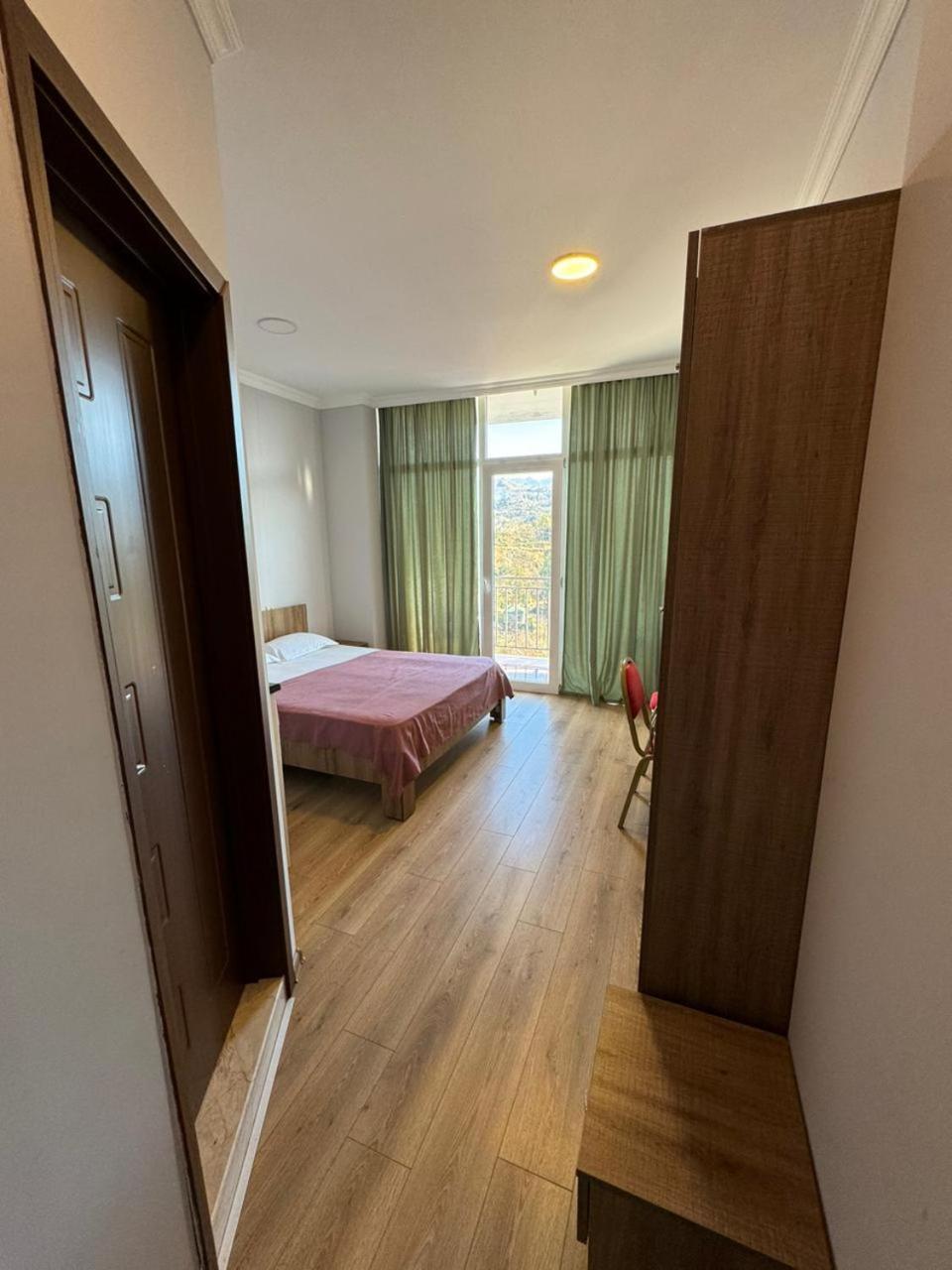Colibri Apartment Batumi Exterior foto
